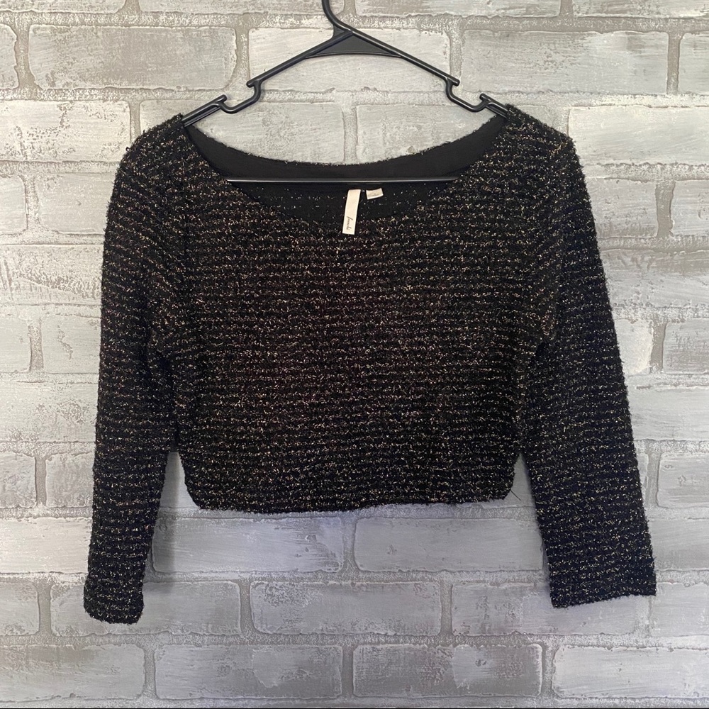 Frenchi | fuzzy soft long sleeve crop top